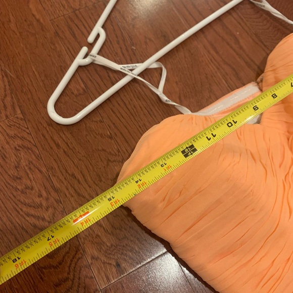 Donna Morgan coral peach bridesmaid dress size 4 - Picture 3 of 4